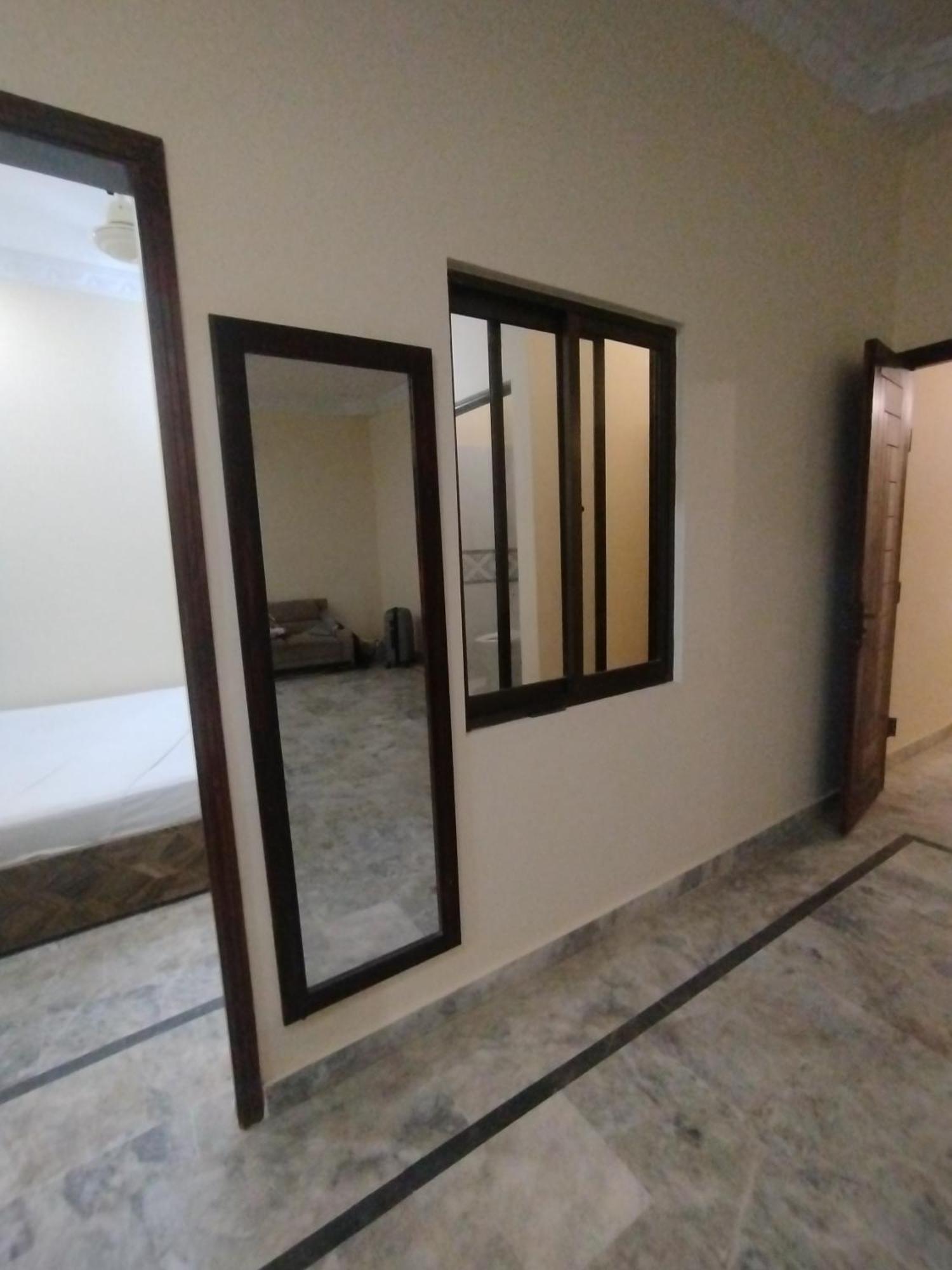 Hotel Crown Plaza, Near Karachi Airport, Darul Sehat Hospital, Dow, Agha Khan And Liaqat Hospital Extérieur photo