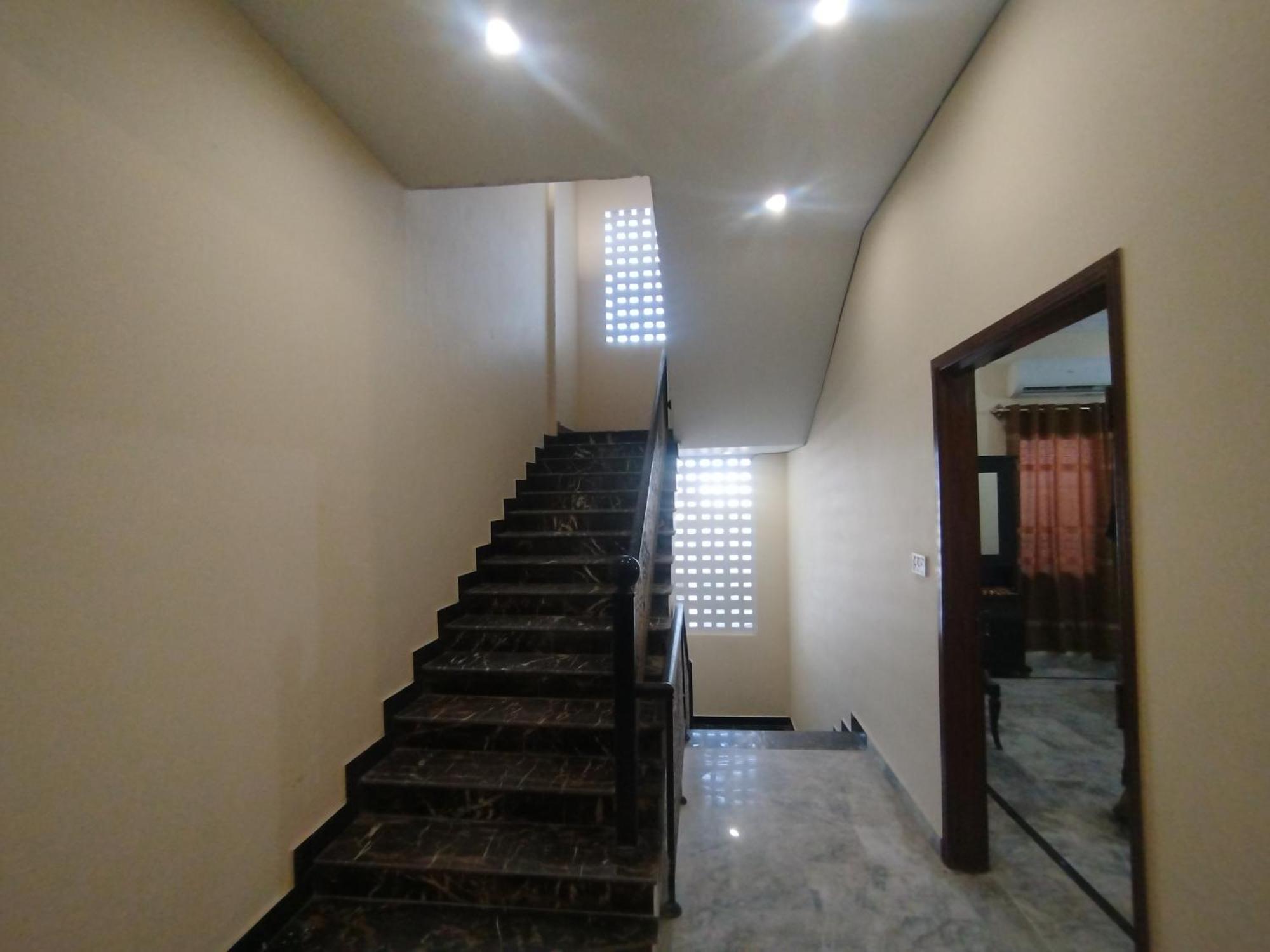 Hotel Crown Plaza, Near Karachi Airport, Darul Sehat Hospital, Dow, Agha Khan And Liaqat Hospital Extérieur photo