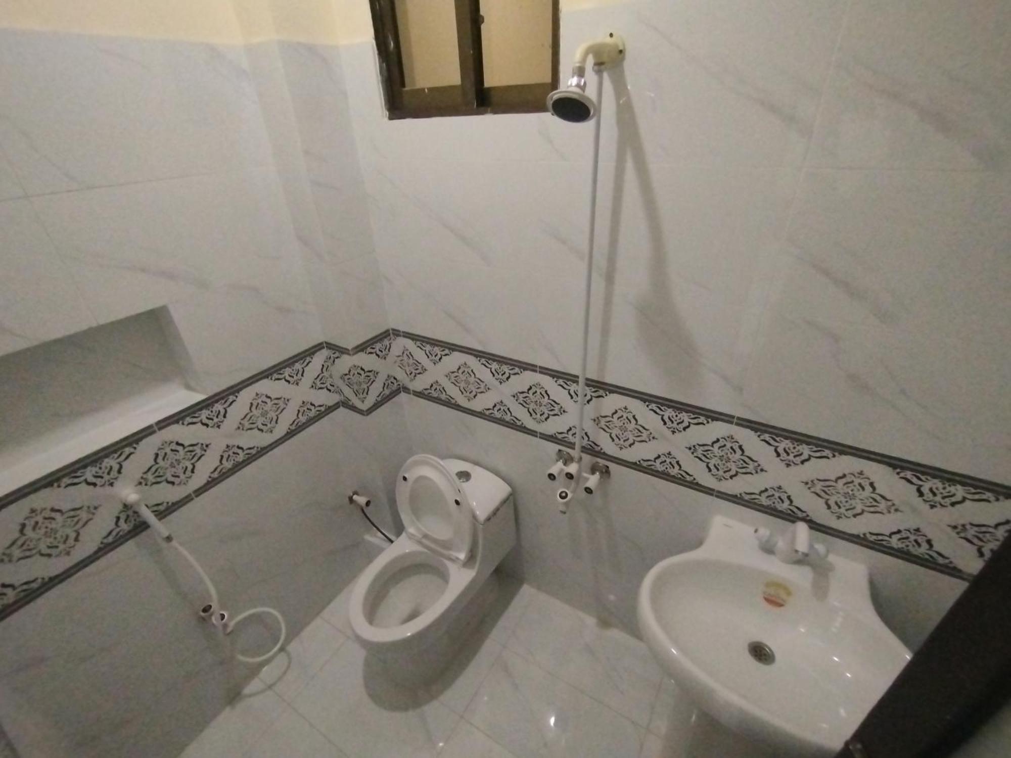 Hotel Crown Plaza, Near Karachi Airport, Darul Sehat Hospital, Dow, Agha Khan And Liaqat Hospital Extérieur photo